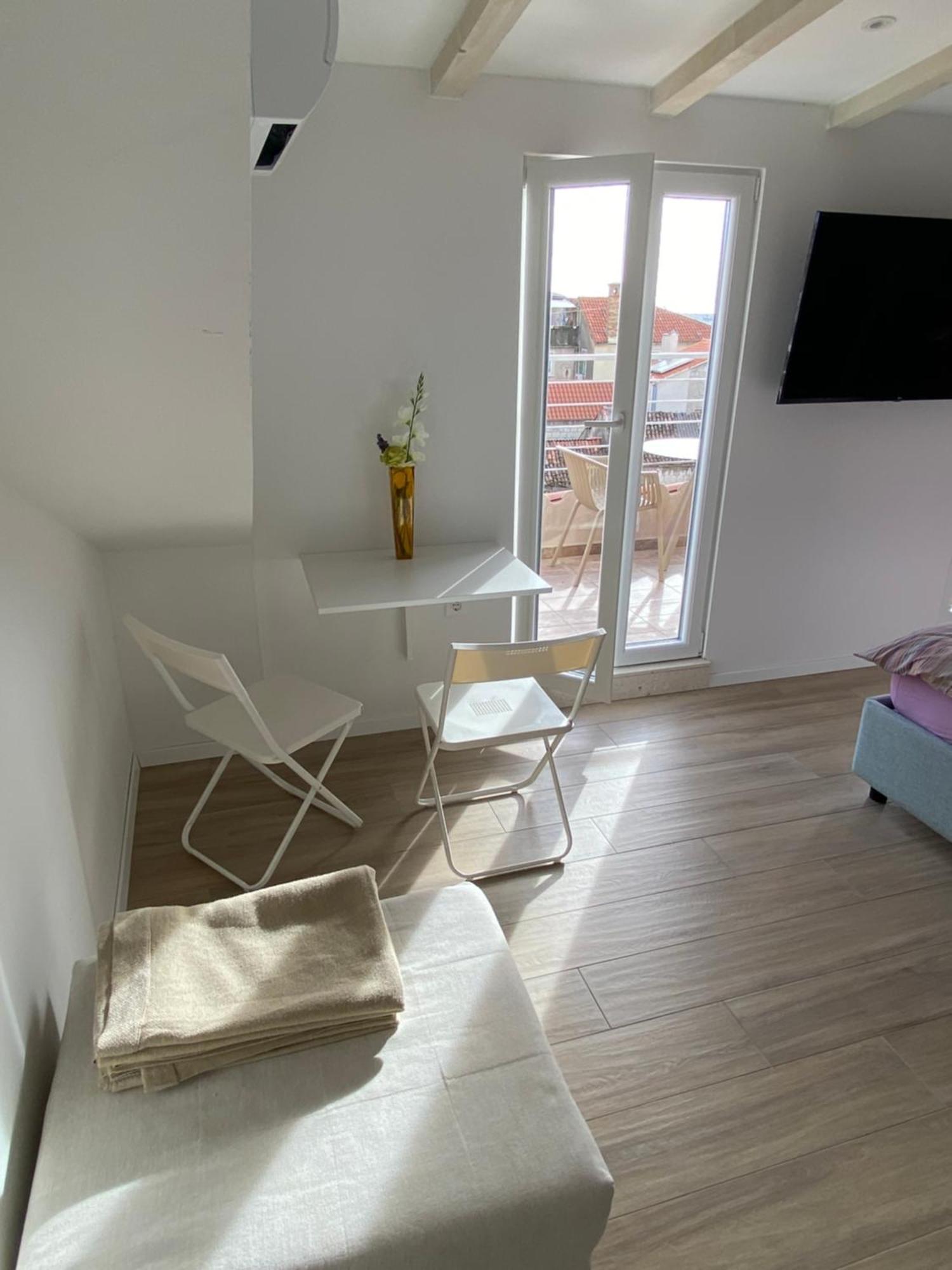 Lucio Suites Сплит Экстерьер фото